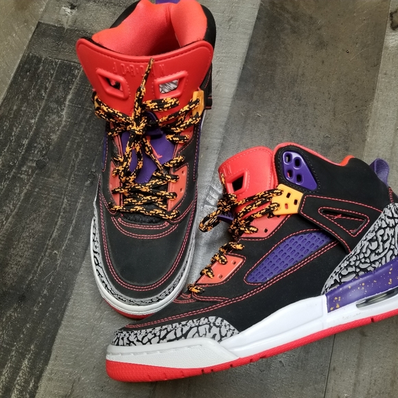 Jordan spizike gs tasmanian devil - Picture 7 of 7